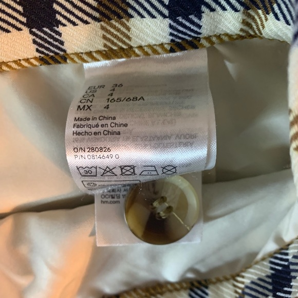 H&M Skirt - Picture 8 of 8